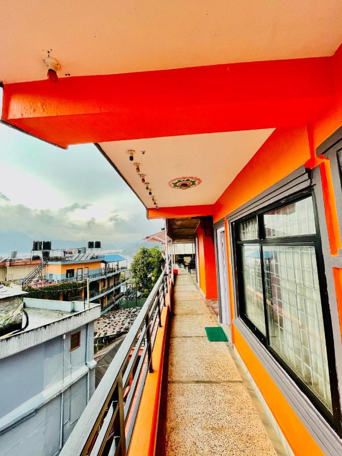 Hotel Santana Покхара Экстерьер фото